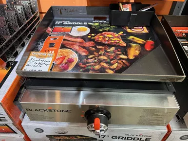 Blackstone - 17" Tabletop Stainless Front